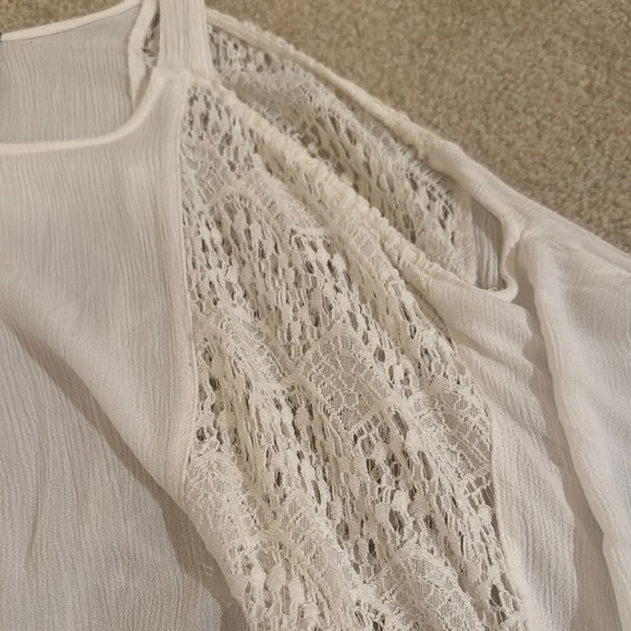 Rue21 White Asymmetrical Crop Tank Top - Picture 4 of 4
